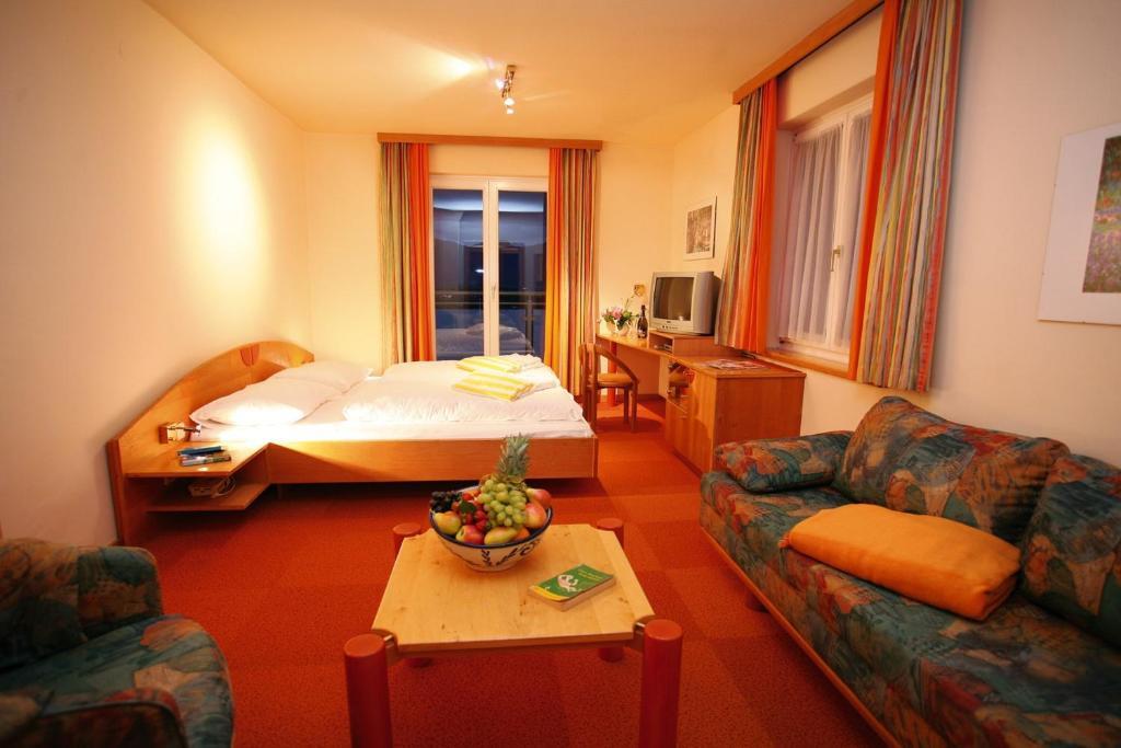 Hotel Restaurant Marko Velden am Wörthersee Room photo
