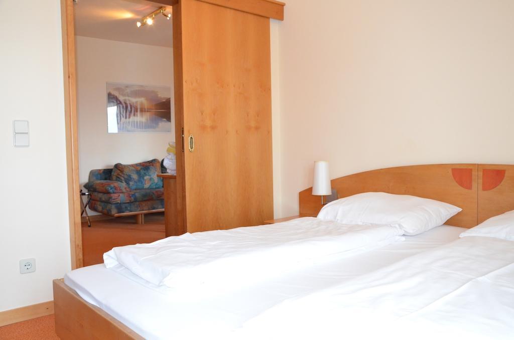 Hotel Restaurant Marko Velden am Wörthersee Room photo