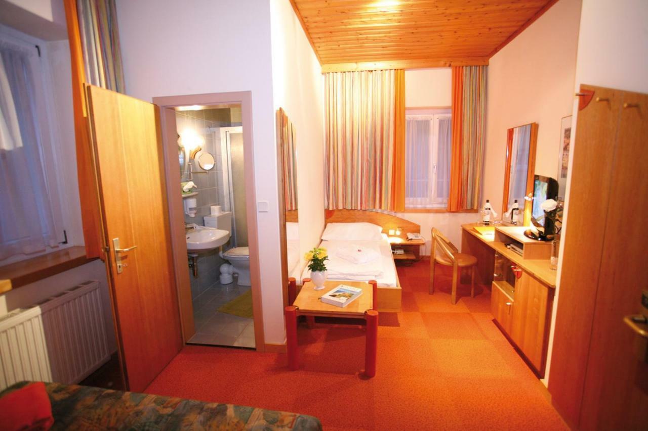 Hotel Restaurant Marko Velden am Wörthersee Exterior photo